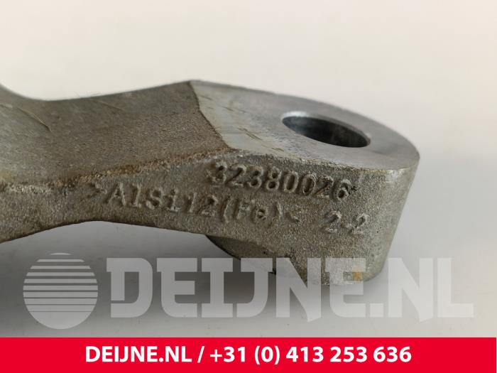 Engine mount from a Polestar Polestar 2 78kWh Long Range Single Motor 2023