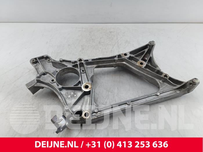 Usagé Support dynamo bas Mercedes Vito (447.6) 2.2 114 CDI 16V Prix € 78,65 Prix TTC proposé par van Deijne Onderdelen Uden B.V.
