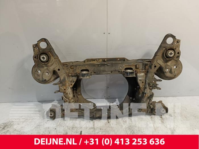 Begagnade Underram Volvo XC90 II 2.0 T8 16V Twin Engine AWD Pris € 350,00 Marginaltabell erbjuds av van Deijne Onderdelen Uden B.V.