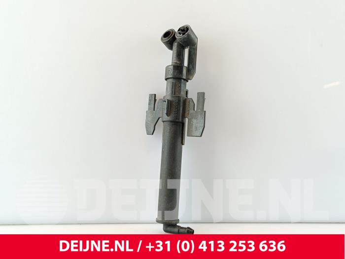 Używane Spryskiwacz reflektorów Volvo XC90 II 2.0 T8 16V Twin Engine AWD Cena € 35,00 Procedura marży oferowane przez van Deijne Onderdelen Uden B.V.