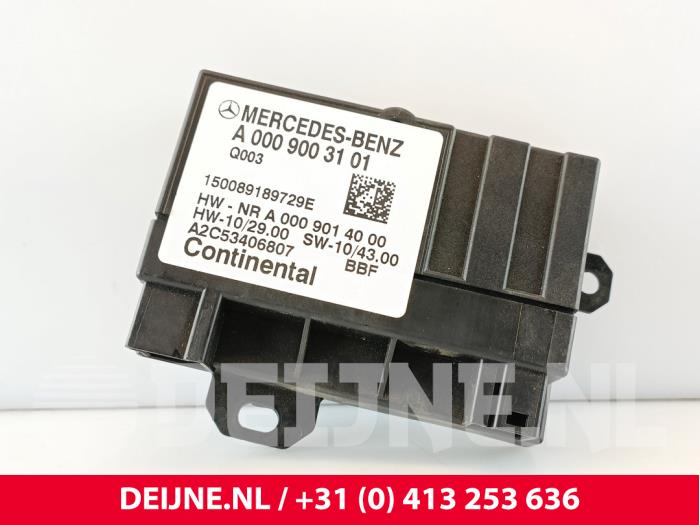 Usagé Module pompe carburant Mercedes Sprinter 3,5t (906.63) 313 CDI 16V Prix € 30,25 Prix TTC proposé par van Deijne Onderdelen Uden B.V.