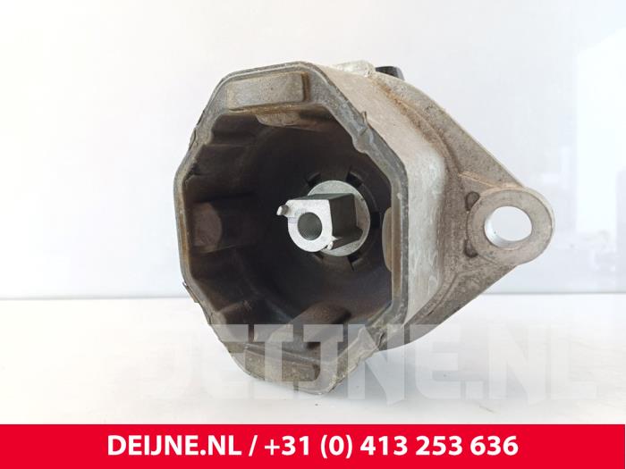 Engine mount from a Polestar Polestar 2 78kWh Long Range Single Motor 2023