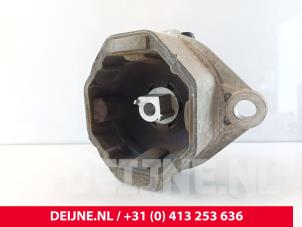 Engine mount from a Polestar Polestar 2 78kWh Long Range Single Motor 2023