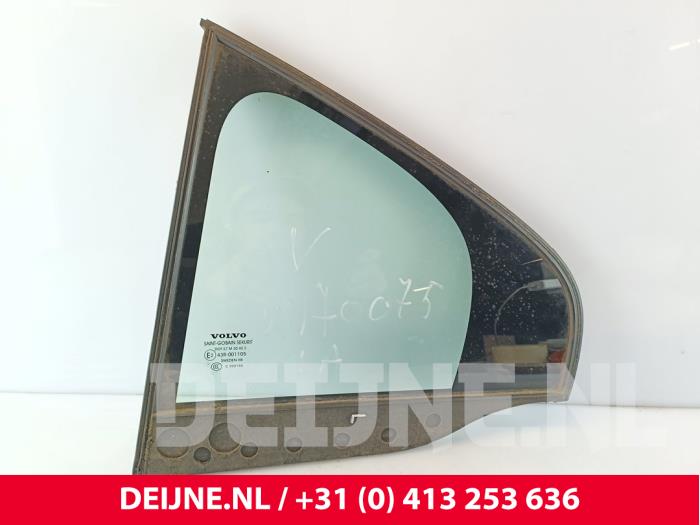 Usados Ventanilla triangular izquierda detrás Volvo S80 (AR/AS) Precio € 40,00 Norma de margen ofrecido por van Deijne Onderdelen Uden B.V.