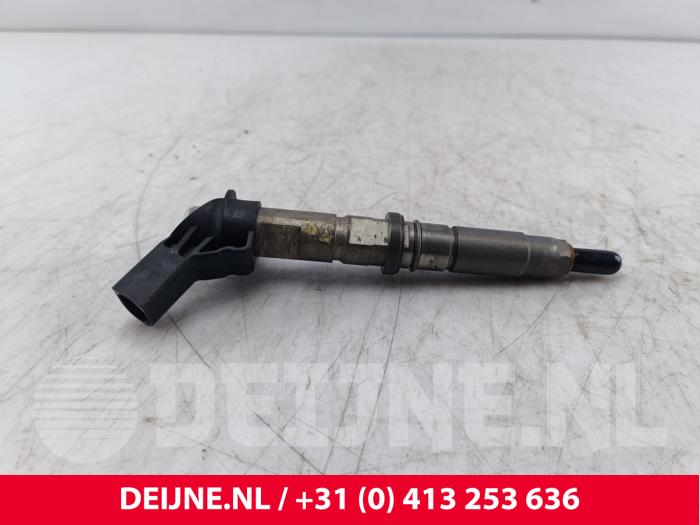 Usagé Injecteurs Volkswagen Crafter 2.5 TDI 28/30/32/35 LWB Prix € 121,00 Prix TTC proposé par van Deijne Onderdelen Uden B.V.