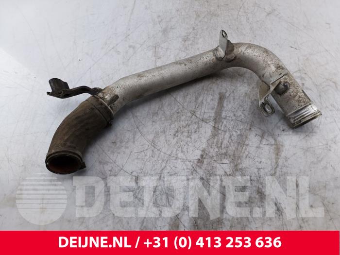 Gebrauchte Intercooler Rohr Volvo V60 I (FW/GW) 2.0 D3 16V Preis € 25,00 Margenregelung angeboten von van Deijne Onderdelen Uden B.V.