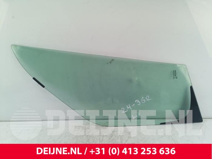 Usados Ventanilla triangular izquierda delante Renault Master III (MA/MB/MC/MD/MH/MF/MG/MH) 2.3 dCi 145 16V Precio € 169,40 IVA incluido ofrecido por van Deijne Onderdelen Uden B.V.