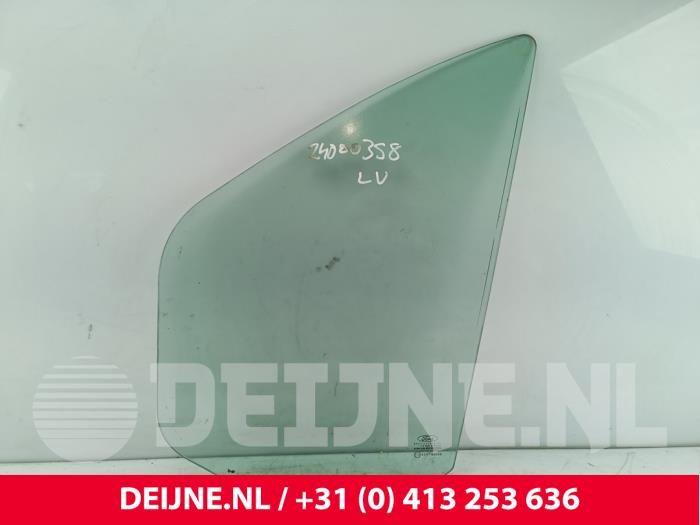 Usados Ventanilla triangular izquierda delante Ford Transit Custom 2.0 TDCi 16V Eco Blue 130 mHEV Precio € 54,45 IVA incluido ofrecido por van Deijne Onderdelen Uden B.V.