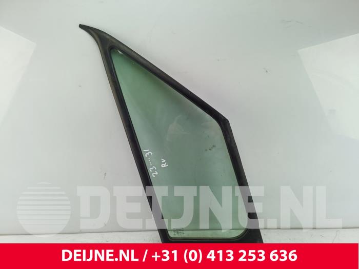 Usados Ventanilla triangular derecha delante Volkswagen Crafter 2.5 TDI 30/35/50 Precio € 48,40 IVA incluido ofrecido por van Deijne Onderdelen Uden B.V.