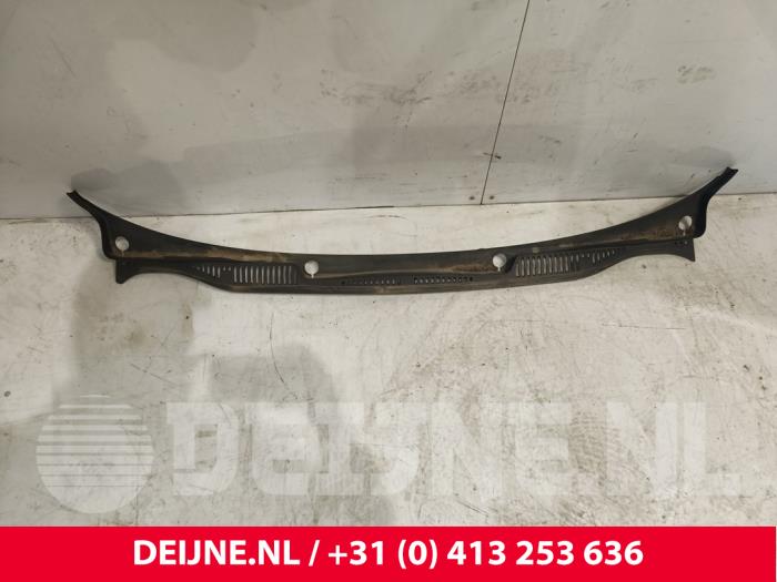 Używane Parawan Volkswagen Caddy III (2KA,2KH,2CA,2CH) 1.6 TDI 16V Cena € 18,15 Z VAT oferowane przez van Deijne Onderdelen Uden B.V.