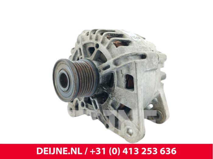 Begagnade Dynamo Opel Vivaro 1.6 CDTI 115 Pris € 127,05 Inklusive moms erbjuds av van Deijne Onderdelen Uden B.V.