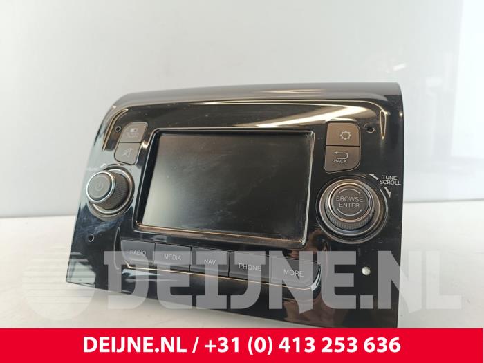 Begagnade Radio Citroen Jumper (U9) 2.2 Blue HDi 140 Pris € 423,50 Inklusive moms erbjuds av van Deijne Onderdelen Uden B.V.