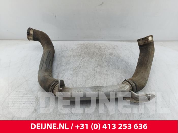 Gebrauchte Intercooler Rohr Volvo V40 (MV) 2.0 T3 16V Preis € 40,00 Margenregelung angeboten von van Deijne Onderdelen Uden B.V.