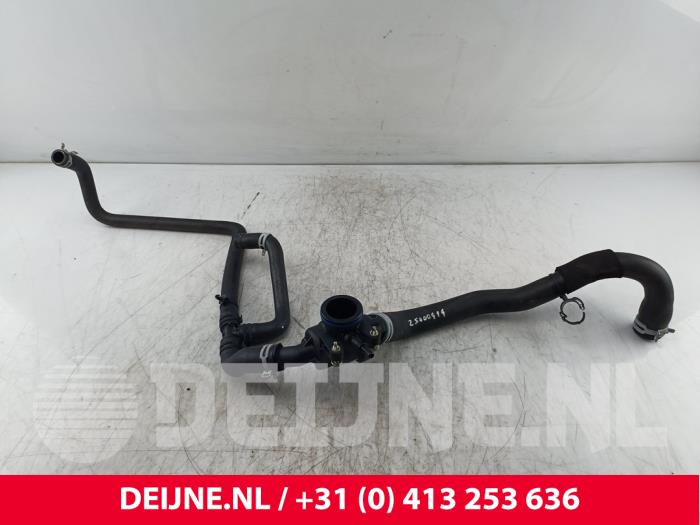 Begagnade Termostathus Ford Transit Custom 2.0 EcoBlue 110 Pris € 36,30 Inklusive moms erbjuds av van Deijne Onderdelen Uden B.V.