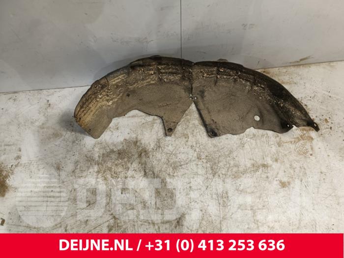 Używane Nadkole Mercedes Citan (420.6) 1.5 110 CDI Cena € 48,40 Z VAT oferowane przez van Deijne Onderdelen Uden B.V.