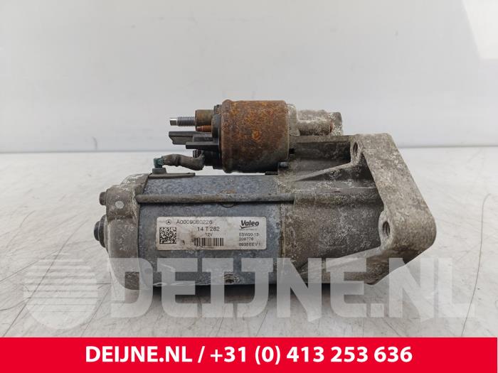 Used Starter Mercedes Vito (447.6) 1.6 111 CDI 16V Price € 24,20 Inclusive VAT offered by van Deijne Onderdelen Uden B.V.