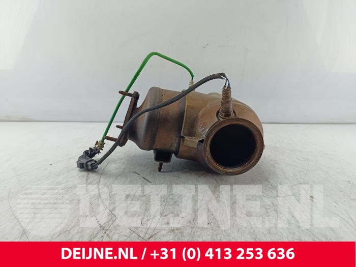 Używane Katalizator Volvo V40 (MV) 2.0 T3 16V Cena € 300,00 Procedura marży oferowane przez van Deijne Onderdelen Uden B.V.