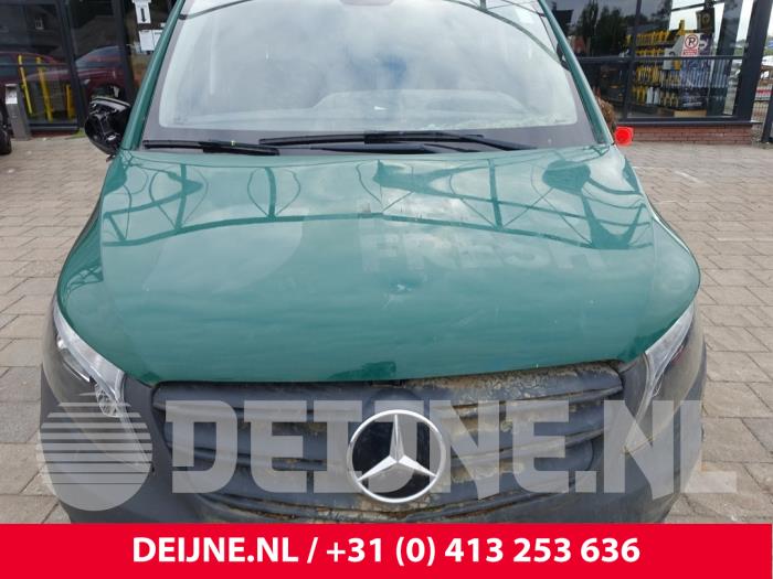 Używane Maska Mercedes eVito Tourer (447.7) 90 kWh Cena € 484,00 Z VAT oferowane przez van Deijne Onderdelen Uden B.V.