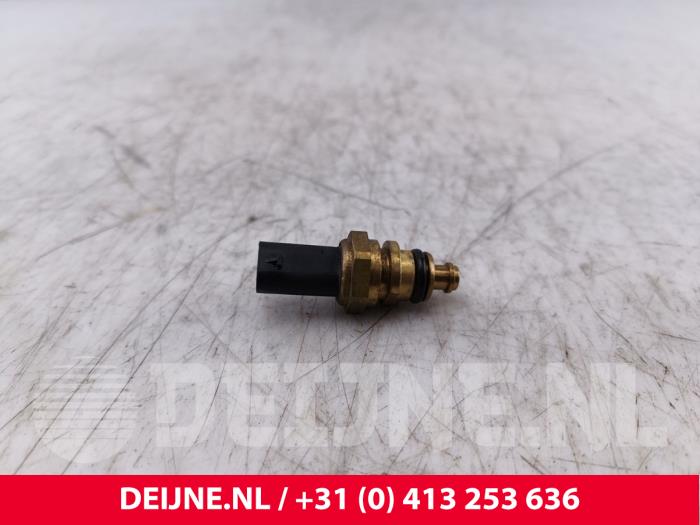 Used Engine temperature sensor Volvo XC60 II (UZ) 2.0 B4 16V Mild Hybrid AWD Price € 20,00 Margin scheme offered by van Deijne Onderdelen Uden B.V.