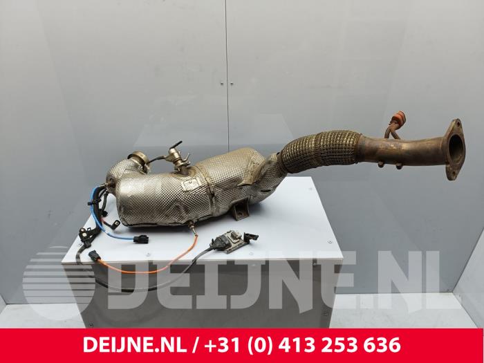 Usagé Catalyseur Ford Transit Custom 2.0 TDCi 16V Eco Blue 130 mHEV Prix € 435,60 Prix TTC proposé par van Deijne Onderdelen Uden B.V.