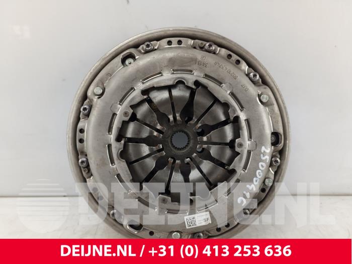Gebrauchte Kupplungsset (komplett) Mercedes Citan (420.6) 1.5 110 CDI Preis € 151,25 Mit Mehrwertsteuer angeboten von van Deijne Onderdelen Uden B.V.
