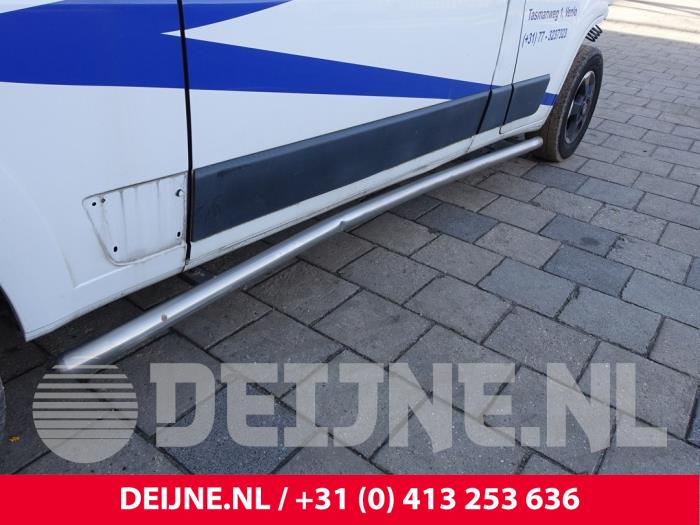 Używane Panel boczny Fiat Ducato (250) 2.3 D 130 Multijet Cena € 121,00 Z VAT oferowane przez van Deijne Onderdelen Uden B.V.