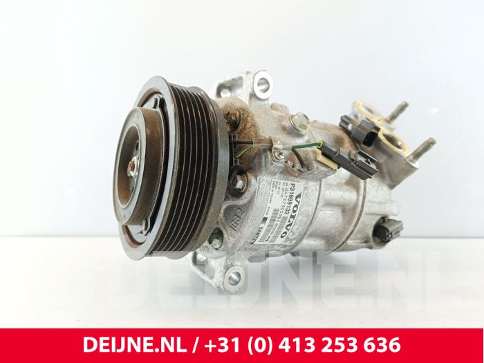 Gebrauchte Klimapumpe Volvo XC90 II 2.0 T5 16V AWD Preis € 160,00 Margenregelung angeboten von van Deijne Onderdelen Uden B.V.
