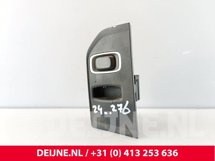 Używane Przelacznik Start/Stop Volvo XC60 I (DZ) 2.0 D3 20V Cena € 10,00 Procedura marży oferowane przez van Deijne Onderdelen Uden B.V.