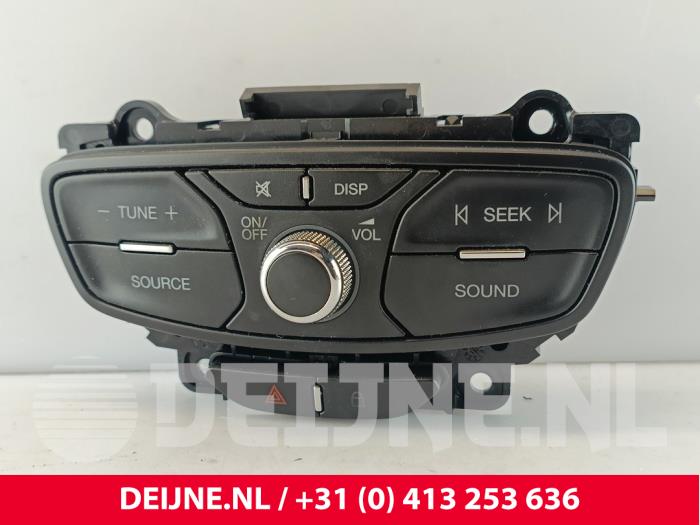 Begagnade Radiokontrollpanel Ford Transit 2.0 TDCi 16V Eco Blue 170 Pris € 84,70 Inklusive moms erbjuds av van Deijne Onderdelen Uden B.V.