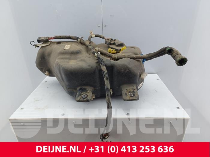 Gebrauchte Adblue Tank Ford Transit 2.0 TDCi 16V Eco Blue 170 Preis € 217,80 Mit Mehrwertsteuer angeboten von van Deijne Onderdelen Uden B.V.