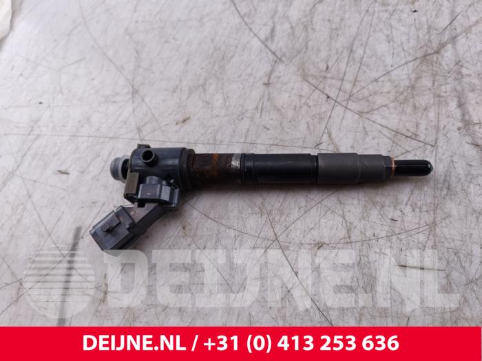Usagé Injecteurs Volvo V40 (MV) 2.0 D4 16V Prix € 80,00 Règlement à la marge proposé par van Deijne Onderdelen Uden B.V.