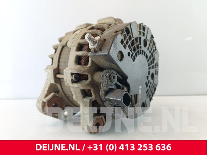 Dynamo from a Volvo XC60 I (DZ) 2.0 D4 16V 2014