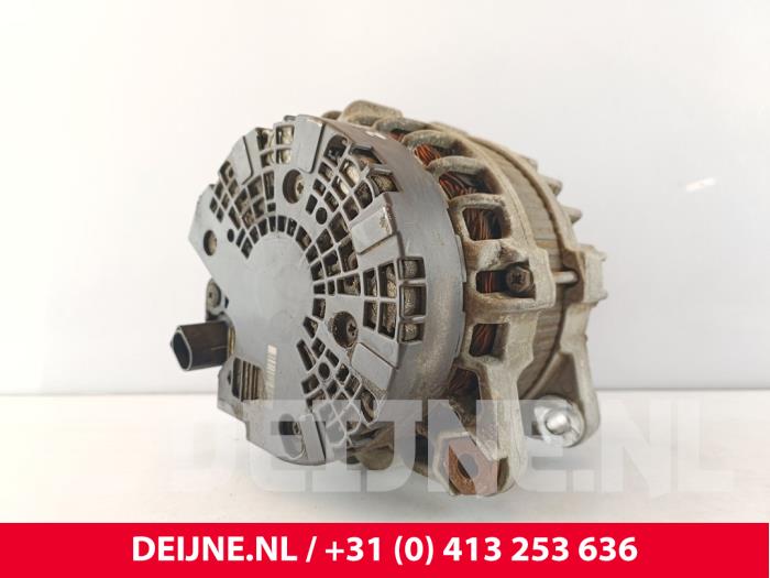 Dynamo from a Volvo XC60 I (DZ) 2.0 D4 16V 2014