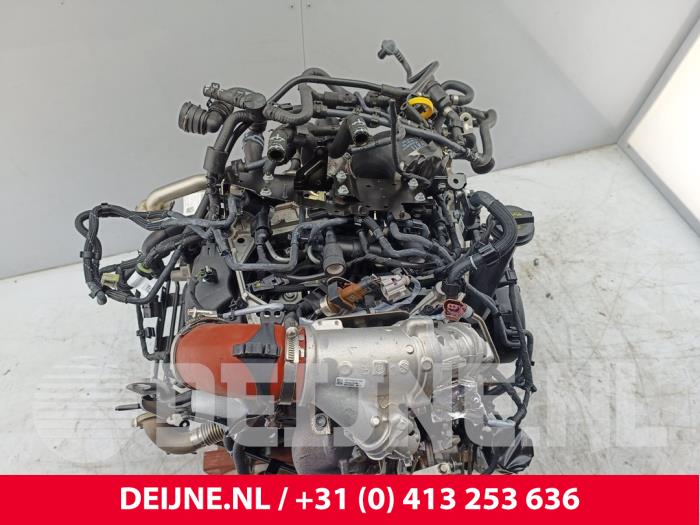 Engine from a Volkswagen Crafter (SY) 2.0 TDI RWD 2025