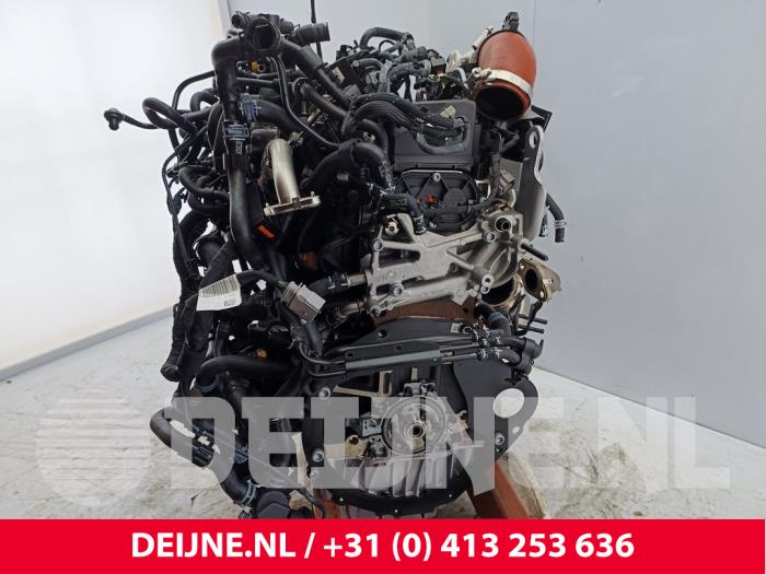 Engine from a Volkswagen Crafter (SY) 2.0 TDI RWD 2025
