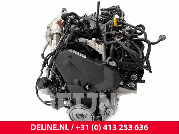 Engine from a Volkswagen Crafter (SY) 2.0 TDI RWD 2025