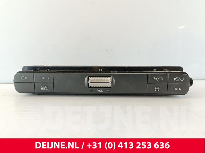 Używane Panel obslugi radia Mercedes Citan (420.6) 1.5 110 CDI Cena € 96,80 Z VAT oferowane przez van Deijne Onderdelen Uden B.V.