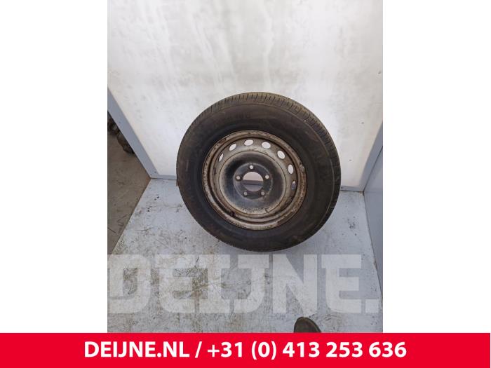 Używane Obrecz Renault Master III (FV) 2.3 dCi 125 16V FWD Cena € 48,40 Z VAT oferowane przez van Deijne Onderdelen Uden B.V.
