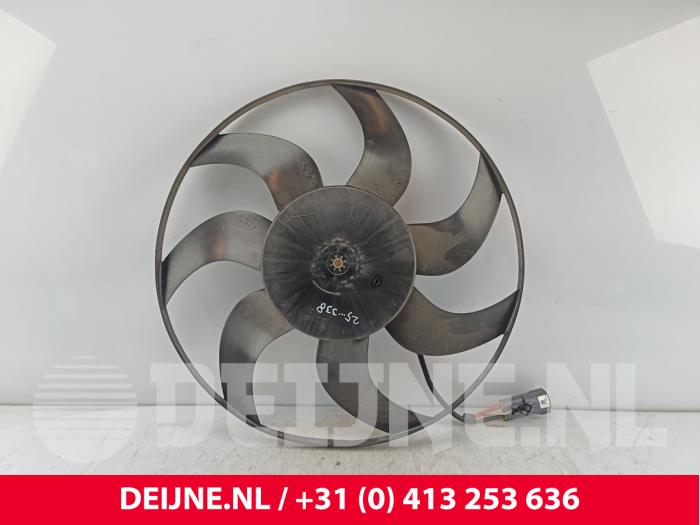 Gebrauchte RI Scheibe Intelligent Volvo XC90 II 2.0 T5 16V AWD Preis € 175,00 Margenregelung angeboten von van Deijne Onderdelen Uden B.V.