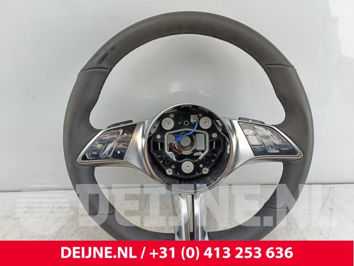 Gebrauchte Lenkrad Mercedes eSprinter 3,5t (907.6/910.6) 314 Preis € 605,00 Mit Mehrwertsteuer angeboten von van Deijne Onderdelen Uden B.V.