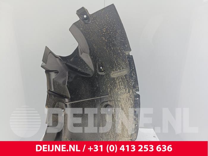 Używane Nadkole Mercedes eSprinter 3,5t (907.6/910.6) 314 Cena € 48,40 Z VAT oferowane przez van Deijne Onderdelen Uden B.V.