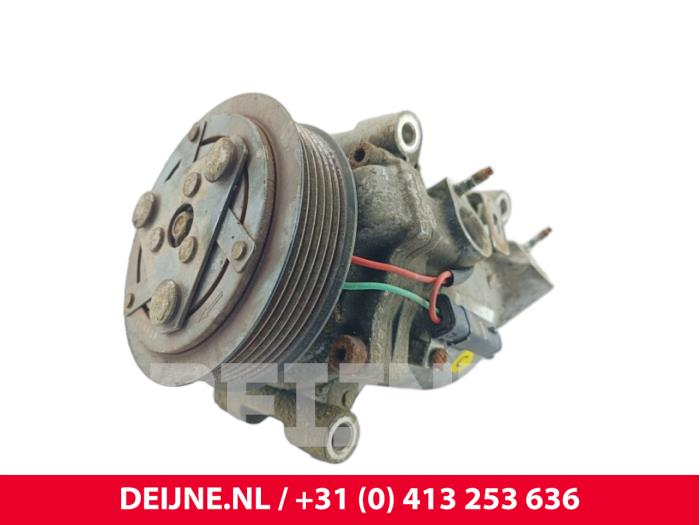 Usagé Pompe clim Peugeot Partner (EA//EF/EN/EU) 1.5 BlueHDi 100 Prix € 48,40 Prix TTC proposé par van Deijne Onderdelen Uden B.V.