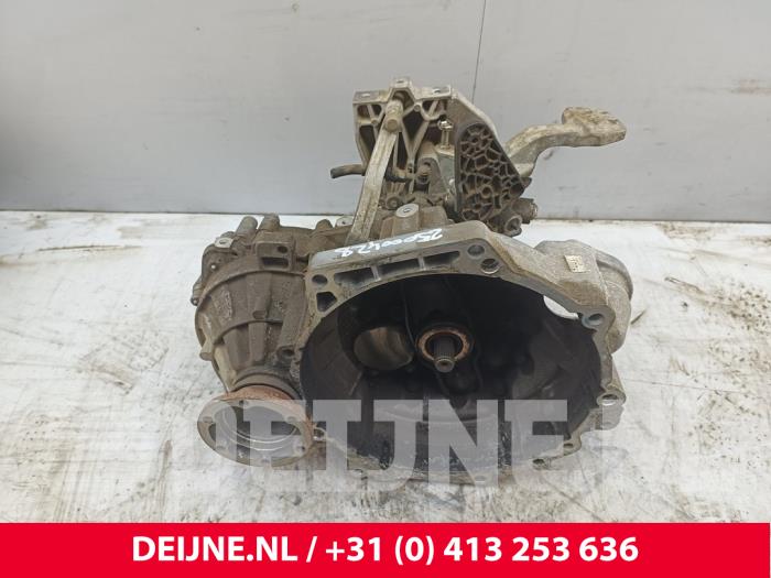 Gebrauchte Getriebe Volkswagen Caddy IV 2.0 TDI 102 Preis € 907,50 Mit Mehrwertsteuer angeboten von van Deijne Onderdelen Uden B.V.