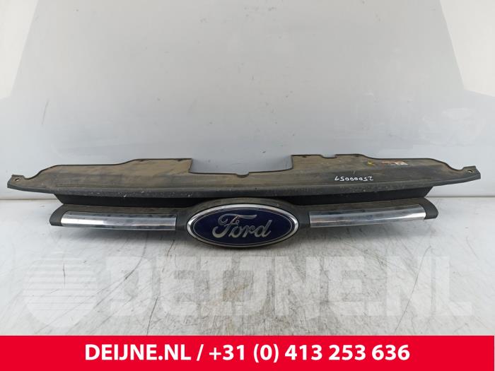 Begagnade Grill Ford Transit Custom Pris € 54,45 Inklusive moms erbjuds av van Deijne Onderdelen Uden B.V.
