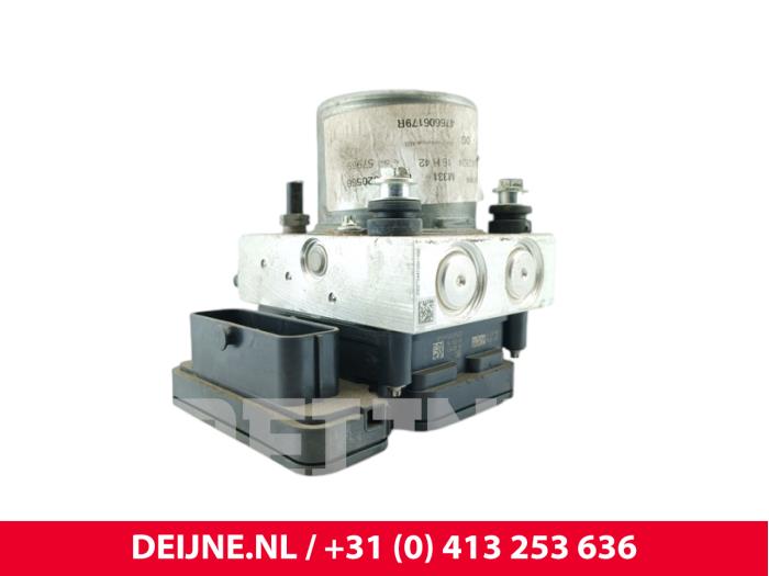 Usagé Bloc ABS Renault Master III (FV) 2.3 dCi 135 16V FWD Prix € 484,00 Prix TTC proposé par van Deijne Onderdelen Uden B.V.