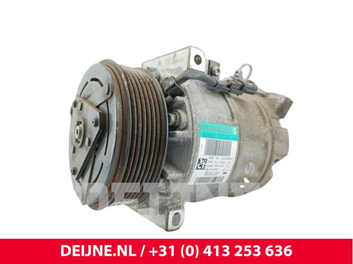 Gebrauchte Klimapumpe Renault Master III (FV) 2.3 dCi 135 16V FWD Preis € 175,45 Mit Mehrwertsteuer angeboten von van Deijne Onderdelen Uden B.V.