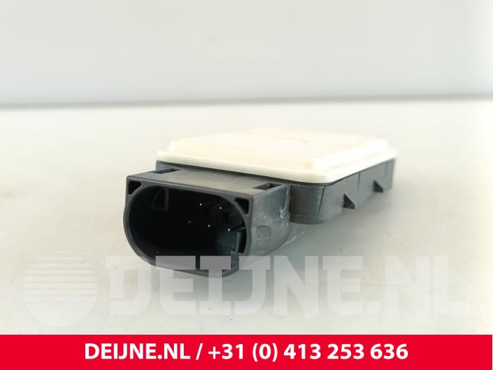 Używane Keyless Entry-Antena Volvo EX30 Single Motor Cena € 66,55 Z VAT oferowane przez van Deijne Onderdelen Uden B.V.