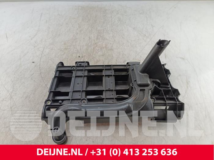 Gebrauchte Öl Ansaugrohr Mercedes Vito (639.6) 2.2 116 CDI 16V Euro 5 Preis € 48,40 Mit Mehrwertsteuer angeboten von van Deijne Onderdelen Uden B.V.