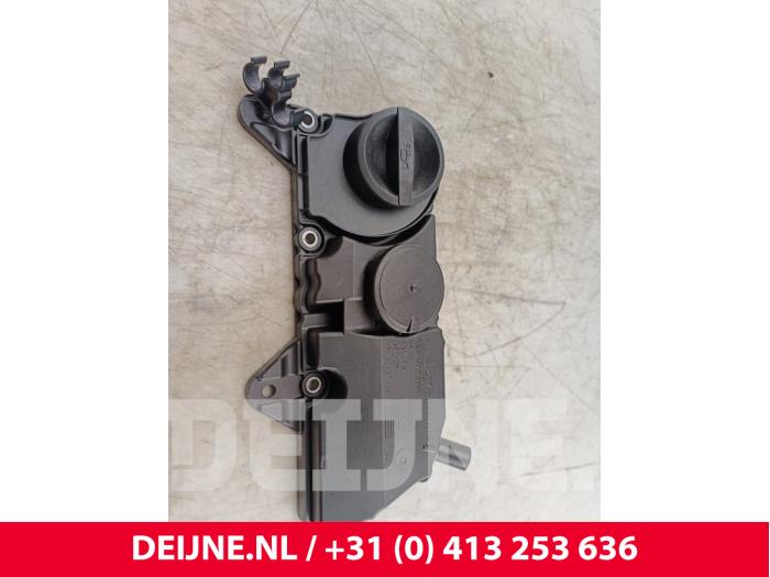 Usagé Ventilation carter Volvo S60 II (FS) 2.0 T3 16V Prix € 65,00 Règlement à la marge proposé par van Deijne Onderdelen Uden B.V.