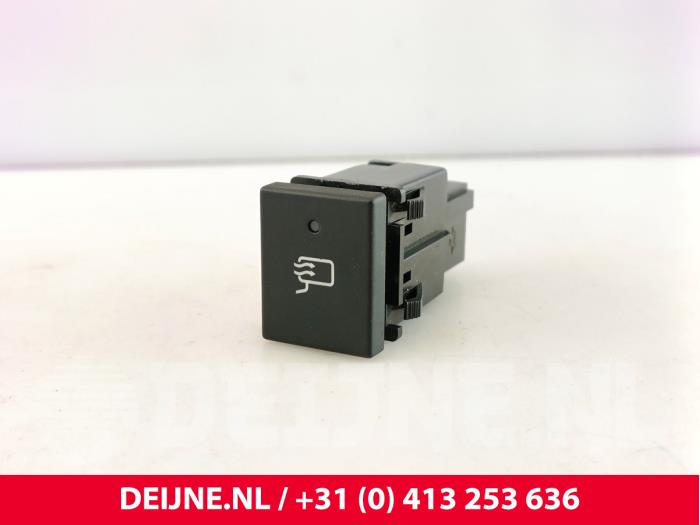 Używane Przelacznik Iveco New Daily VI 33S14, 35C14, 35S14 Cena € 24,20 Z VAT oferowane przez van Deijne Onderdelen Uden B.V.